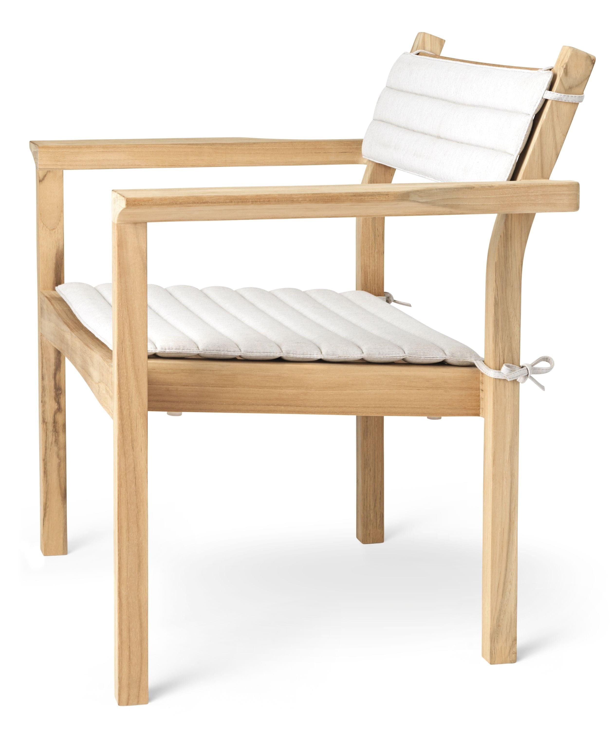 Venkovní židle Carl Hansen AH601