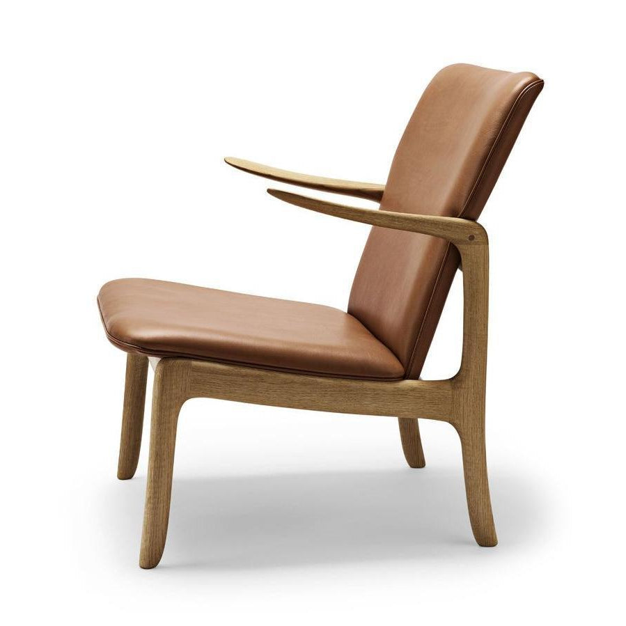 Klaveá židle Carl Hansen Ow124, naolejovaná dubová/hnědá kůže