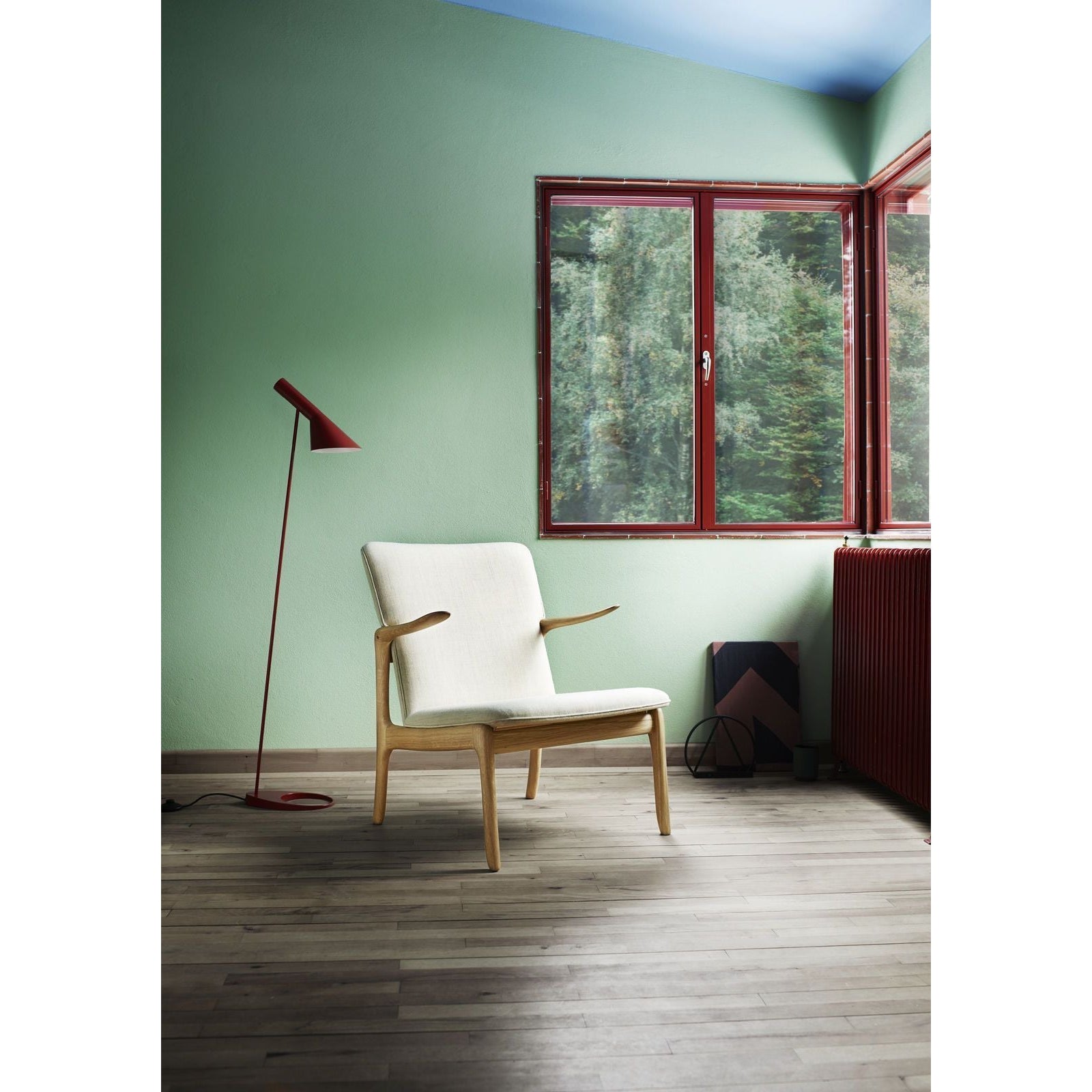 Klahavá židle Carl Hansen OW124, mýdlová dub/černá kůže