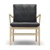 Carl Hansen OW149 koloniální židle, naolejovaná dub/černá kůže