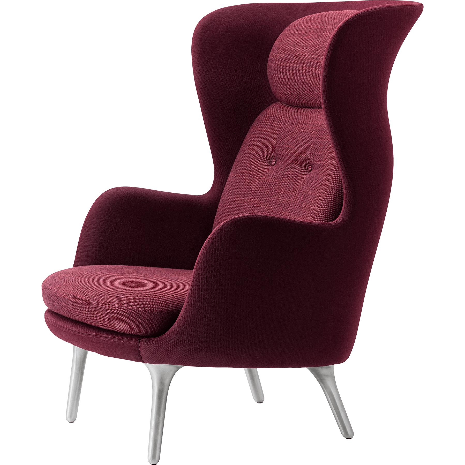 Fritz Hansen Ro Lounge Chair Two Tonus Aluminium, Balder Bordeaux/Sunniva Burgundsko
