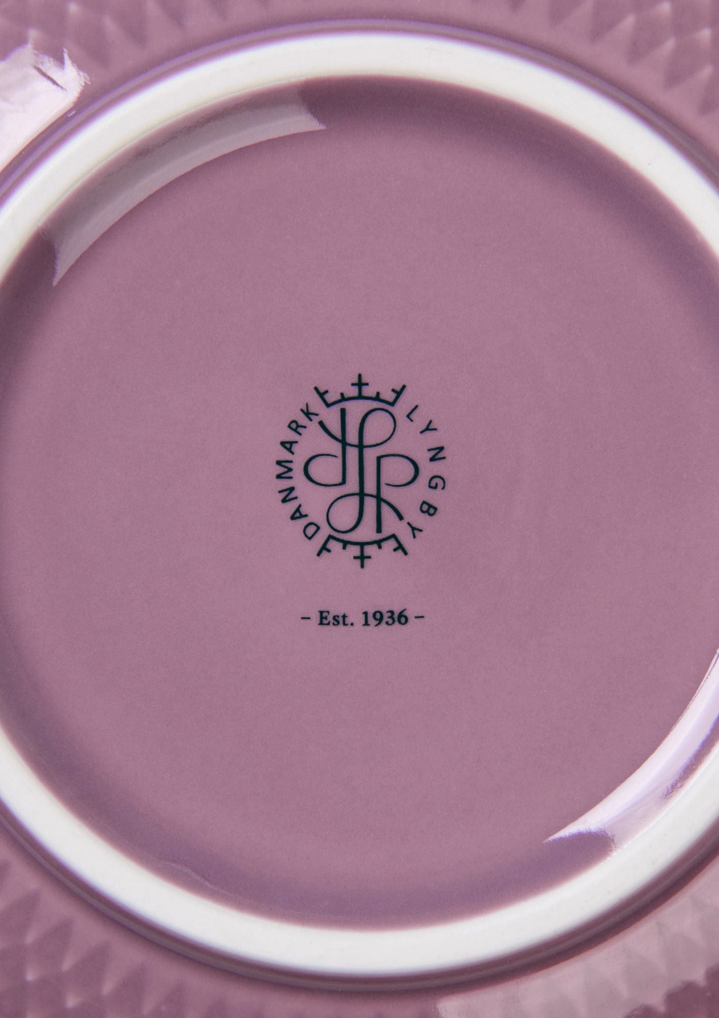 Lyngby Porcelæn Rhombe Color Bowl Ø15,5 cm, fialová