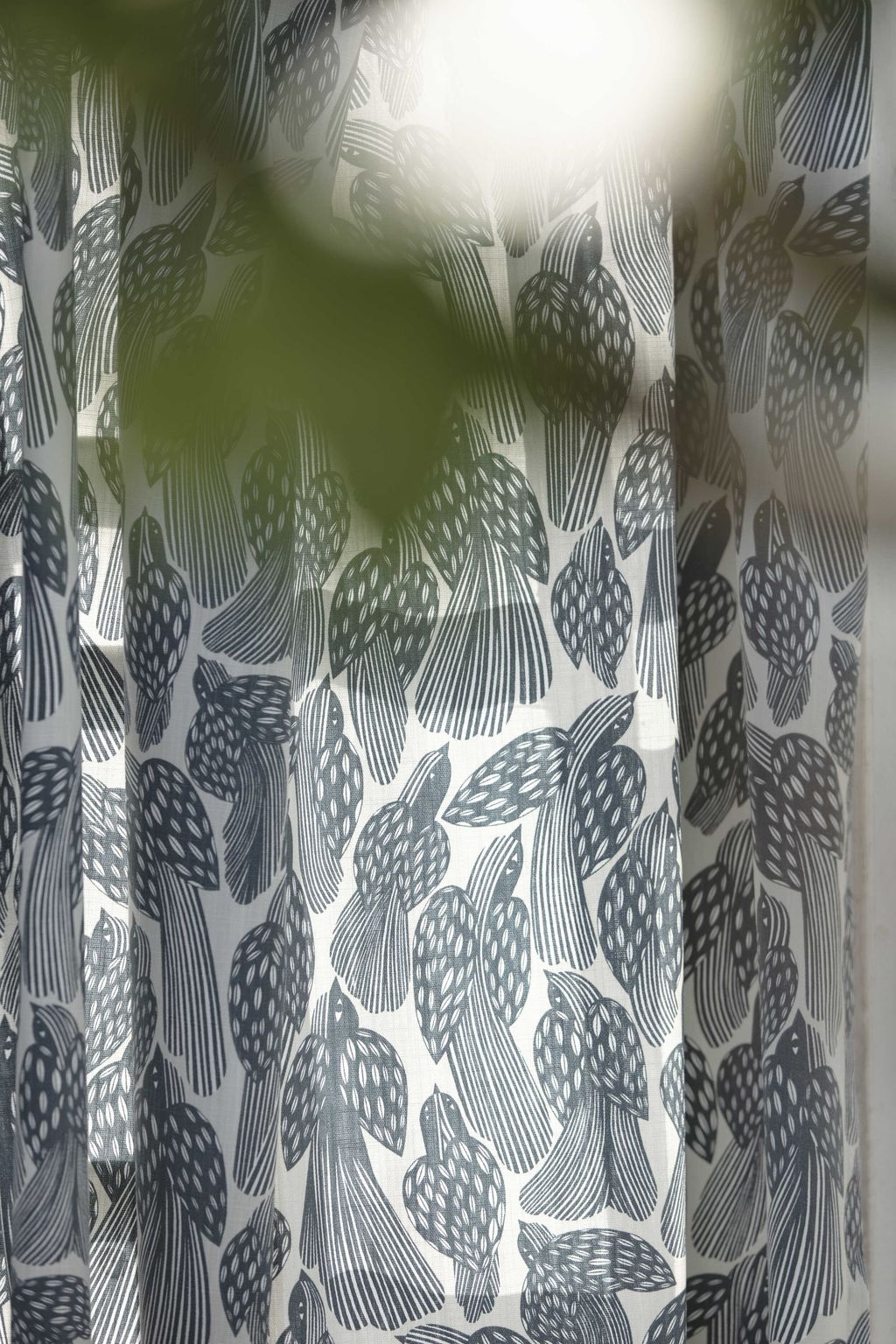Ptáci Spira Roll Up Curtain 140x100 cm, minerální zelená