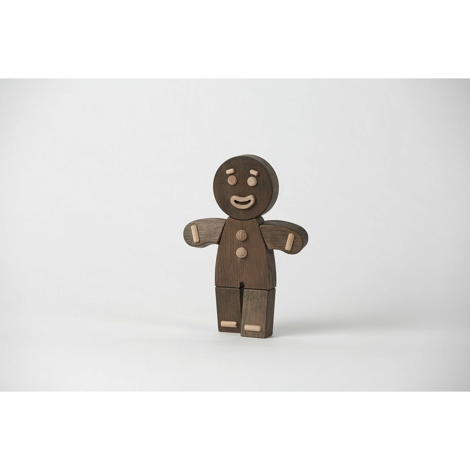 Boyhood perníková mužská dřevěná postava, dubová obarvená, malá
