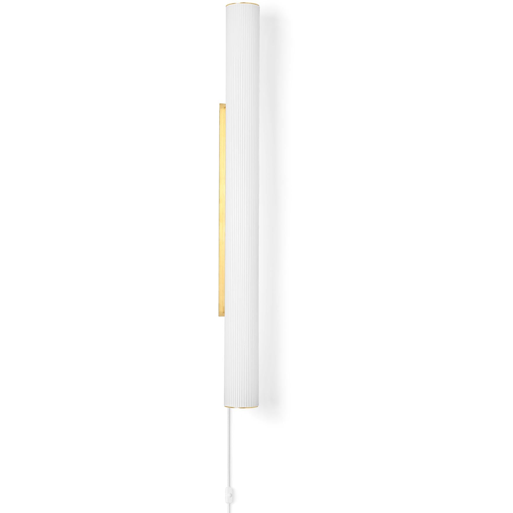Ferm Living Vuelta Wall Lamp Brass Ø100 cm, bílá