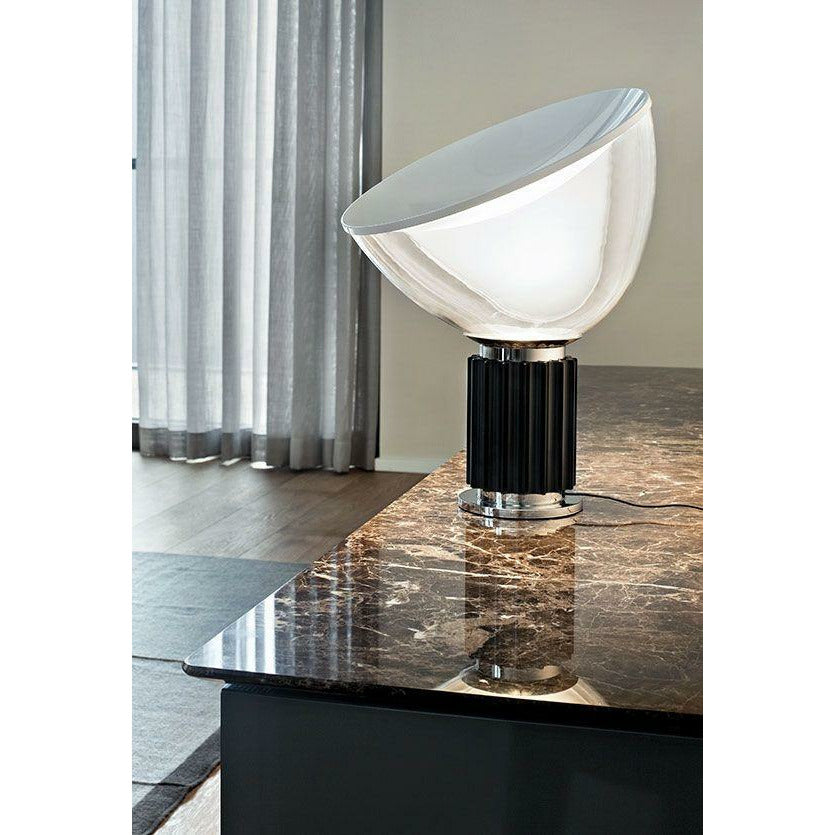 Flos taccia malá stolní lampa sklenice odstín malý, bronz