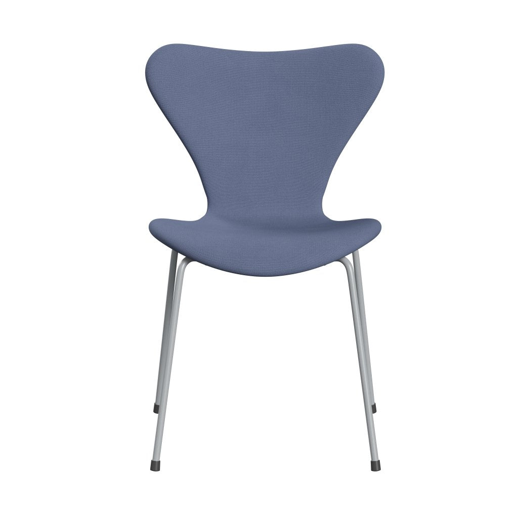 Fritz Hansen 3107 židle plné čalounění, stříbrná šedá/Christianshavn Light Blue Plain