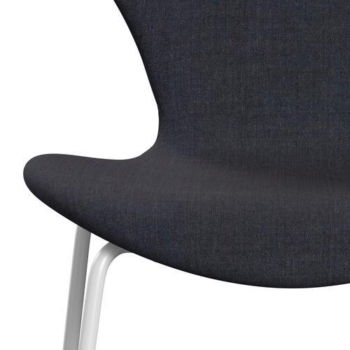Fritz Hansen 3107 židle plné čalounění, bílé/remixové džíny modré