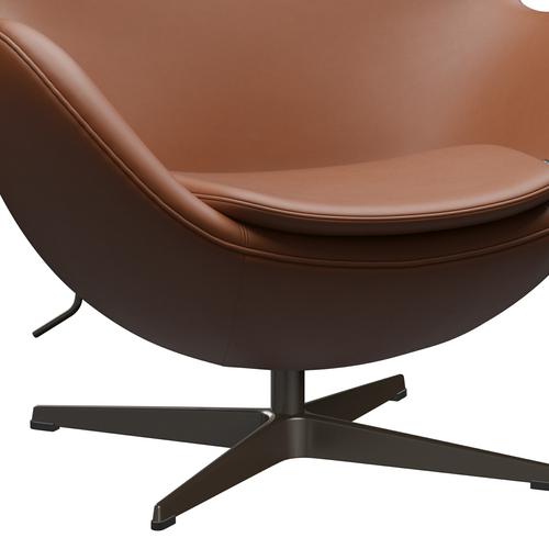 Fritz Hansen The Egg Lounge Chair Leather, Brown Bronz/Essential Walnut
