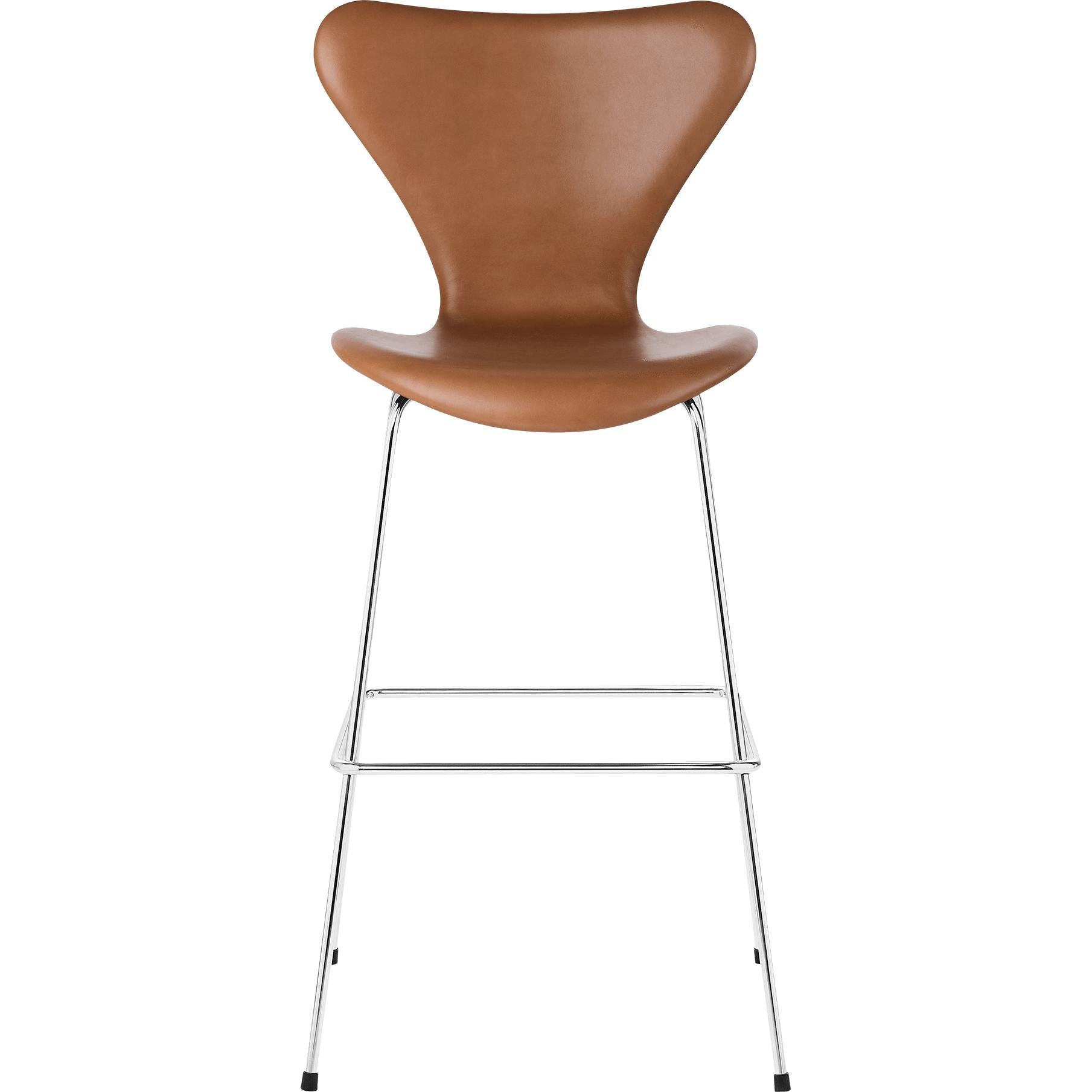 Fritz Hansen Serie 7 Bar Chair Full čalounění kůže 76 cm, Grace Walnut