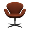 Lounge židle Fritz Hansen Swan, černá lakovaná/pohodlí tmavě červená (61018)