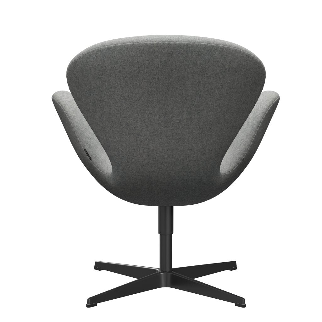 Fritz Hansen Swan Lounge Chair, Black Lacquered/Divina melange světle šedá