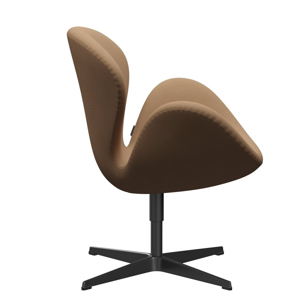 Lounge židle Fritz Hansen Swan, černá lakovaná/Steelcut Sand Dark/Beige