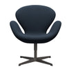 Fritz Hansen Swan Lounge Chair, teplá grafit/Steelcut trio tmavě hnědá modrá