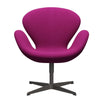 Fritz Hansen Swan Lounge Chair, teplý grafit/tonus růžový