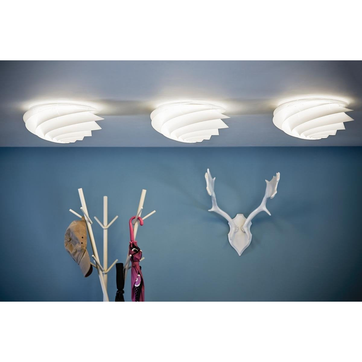 Le Klint Swirl Wall/Strop Lamp, bílá Ø 75 cm