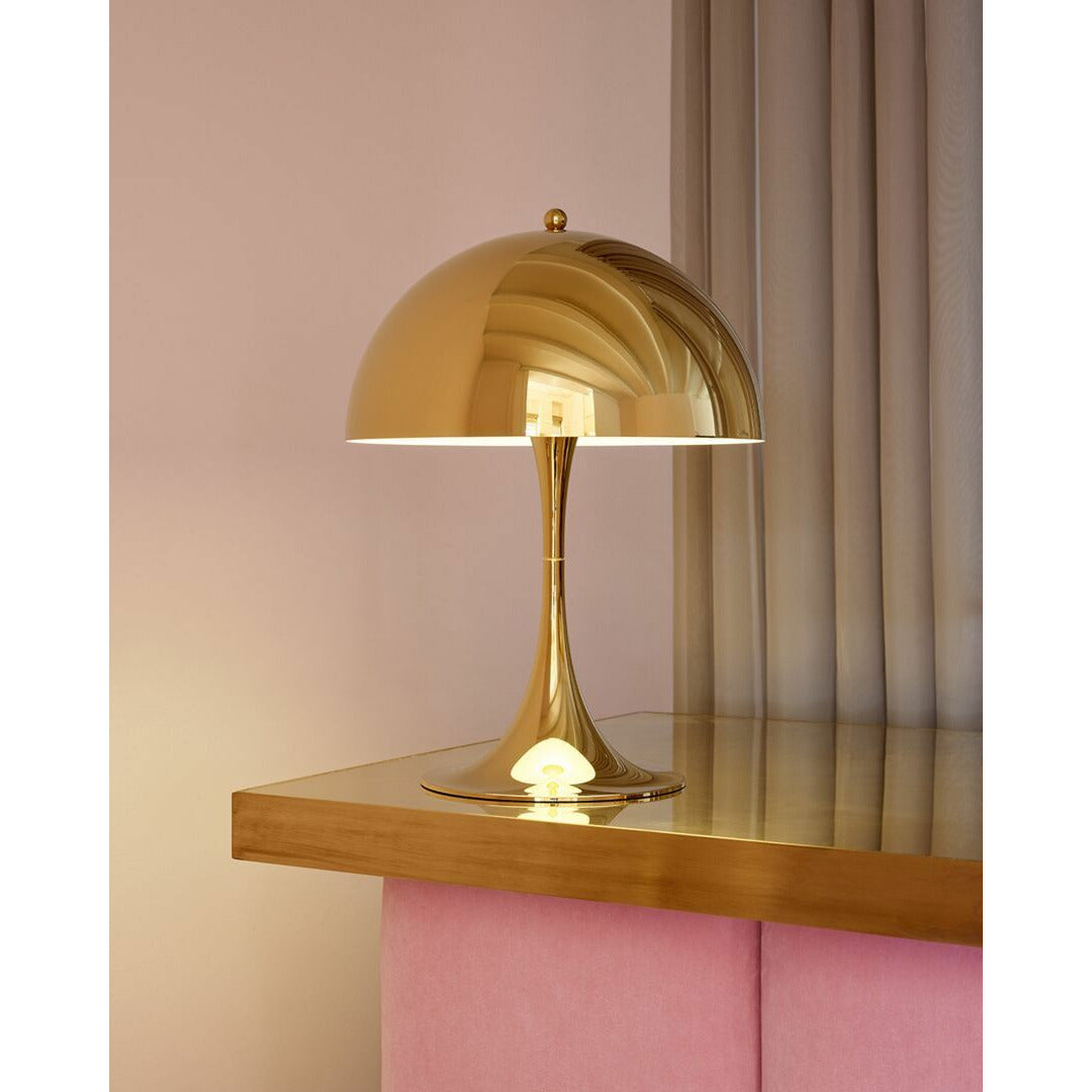 Louis Poulsen Panthella 320 stolní lampa E14, metalizovaná mosaz