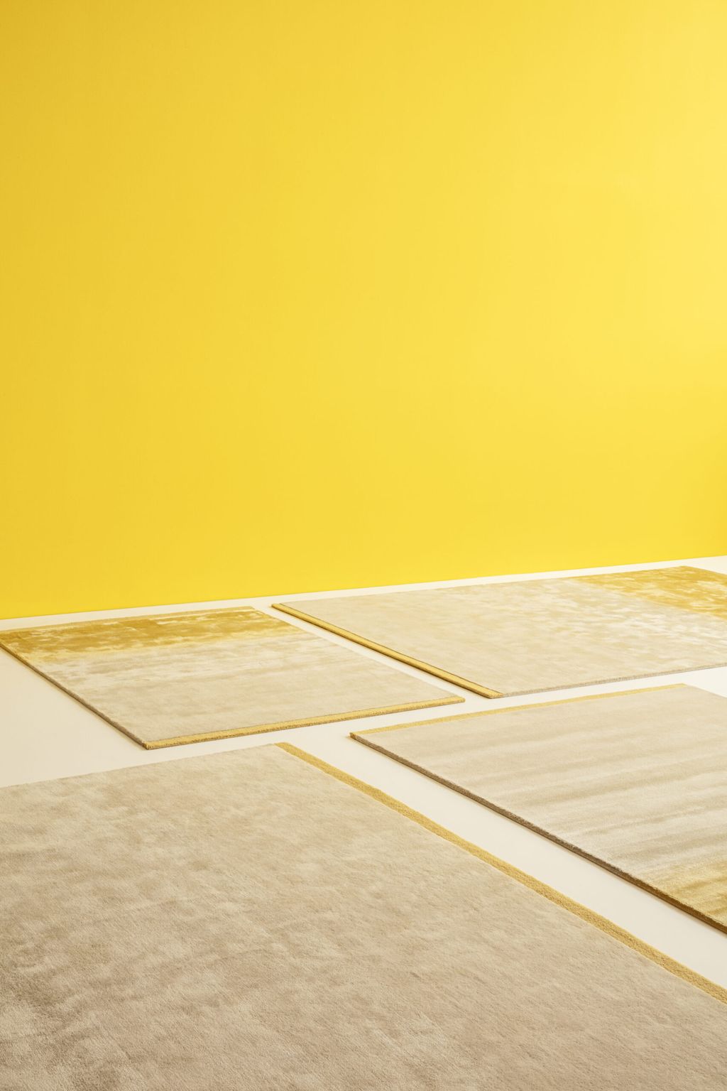 Ručně vyrobeno nabla koberec 170 x 240, východ slunce