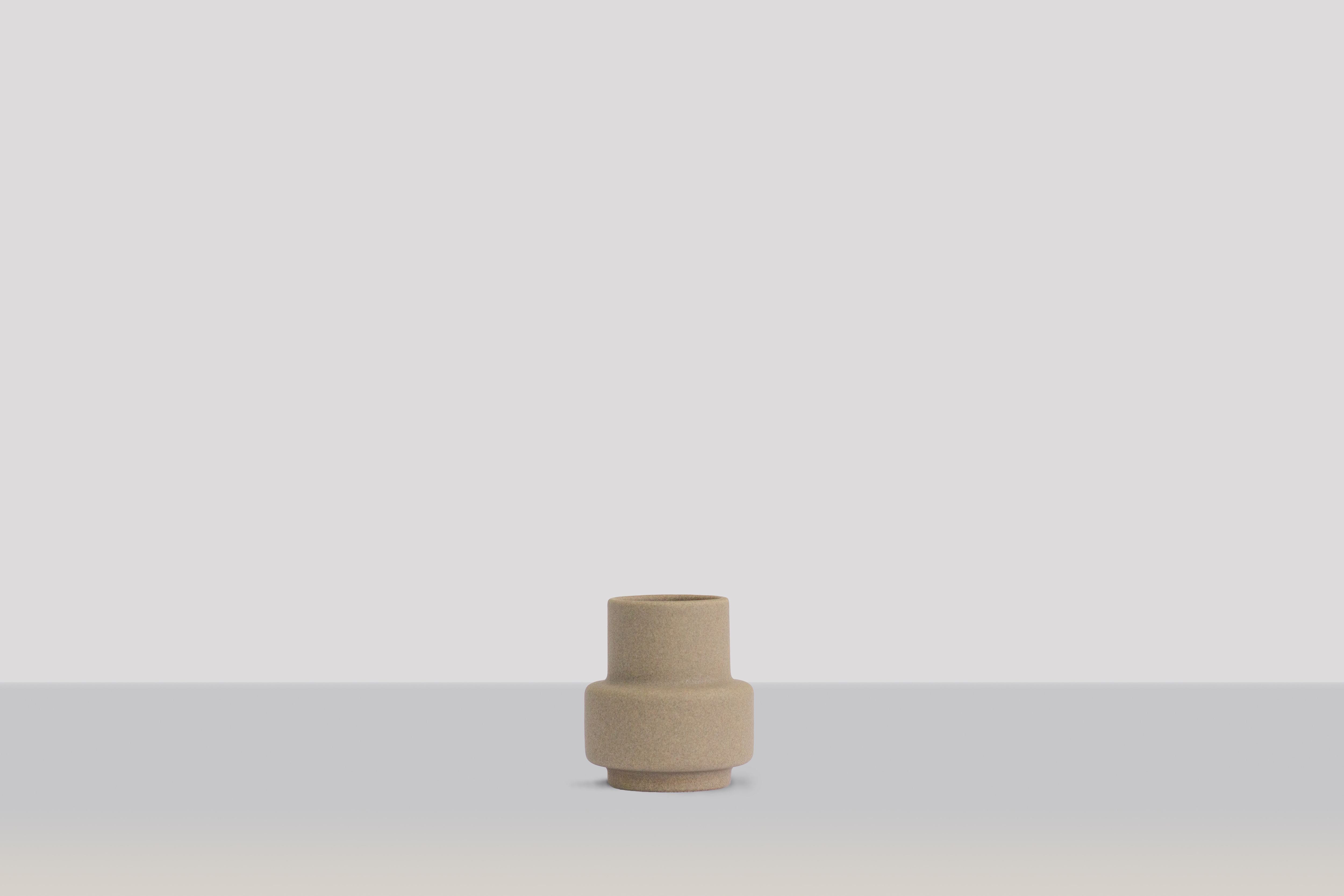 Kolekce RO hurikán keramická váza malý, lehký kámen