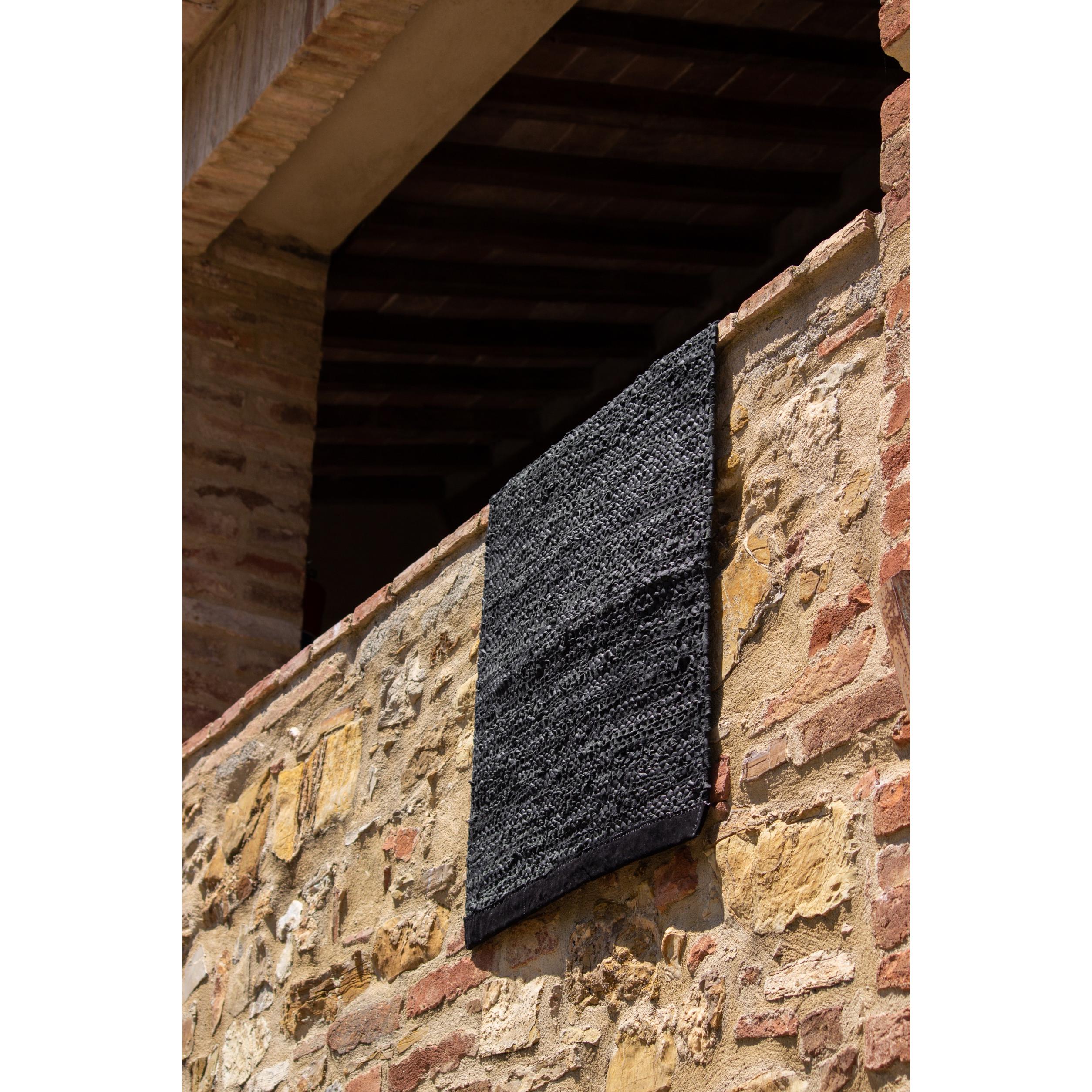 Koberec s pevným koženým koberec černý, 65 x 135 cm
