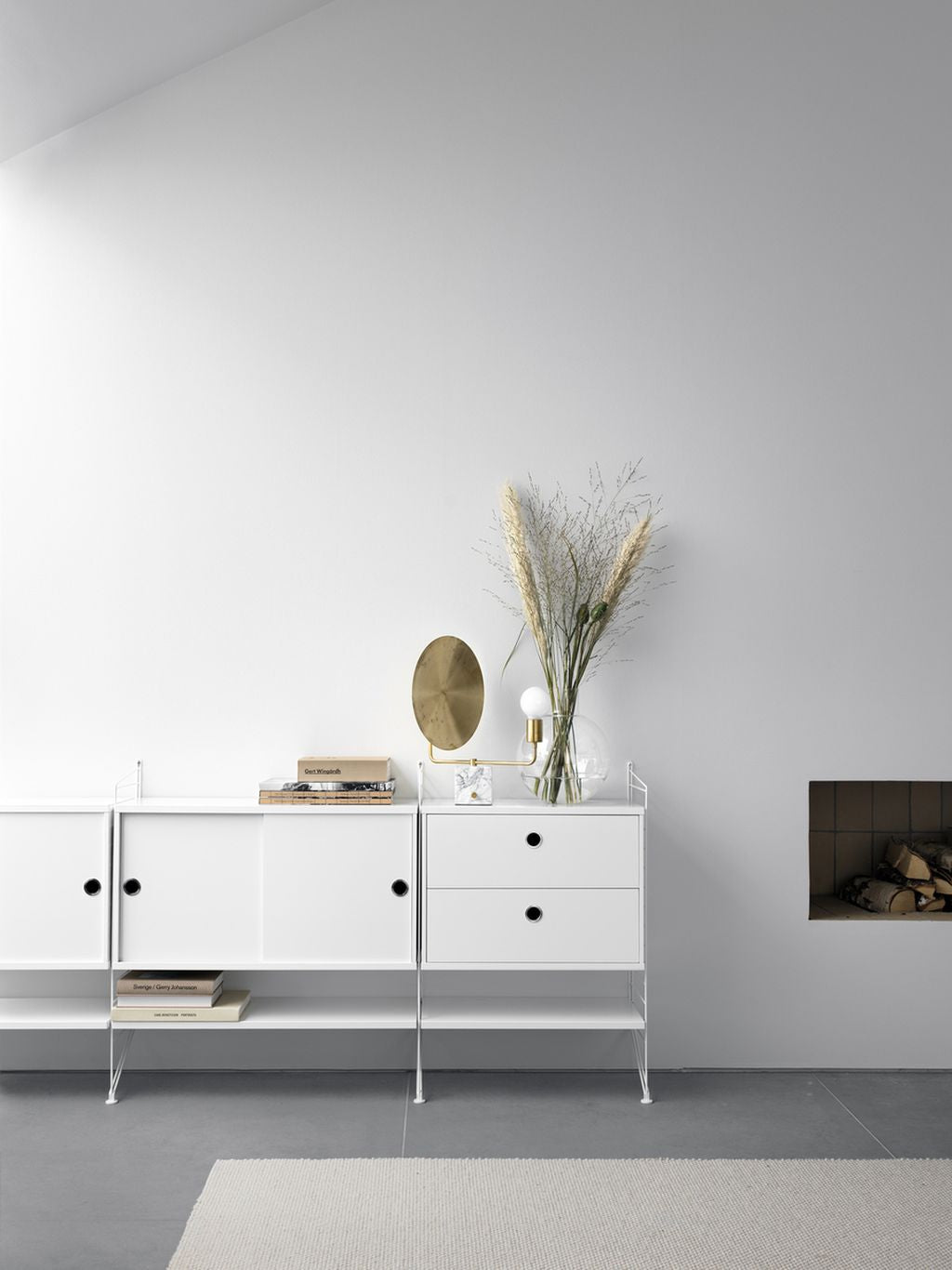 String Furniture String System Cabinet Element s posuvnými dveřmi 30x78x42 cm, bílá