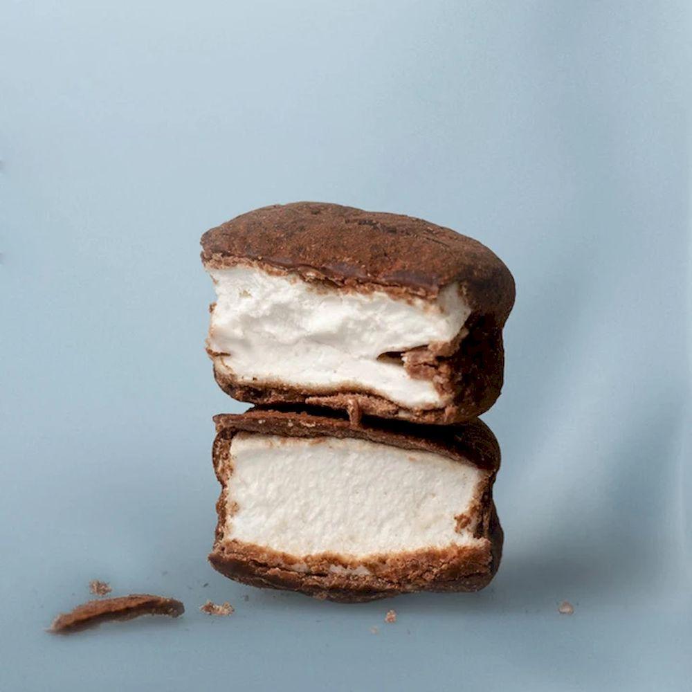 Mallows marshmallows se solí a tmavou čokoládou, 90 g