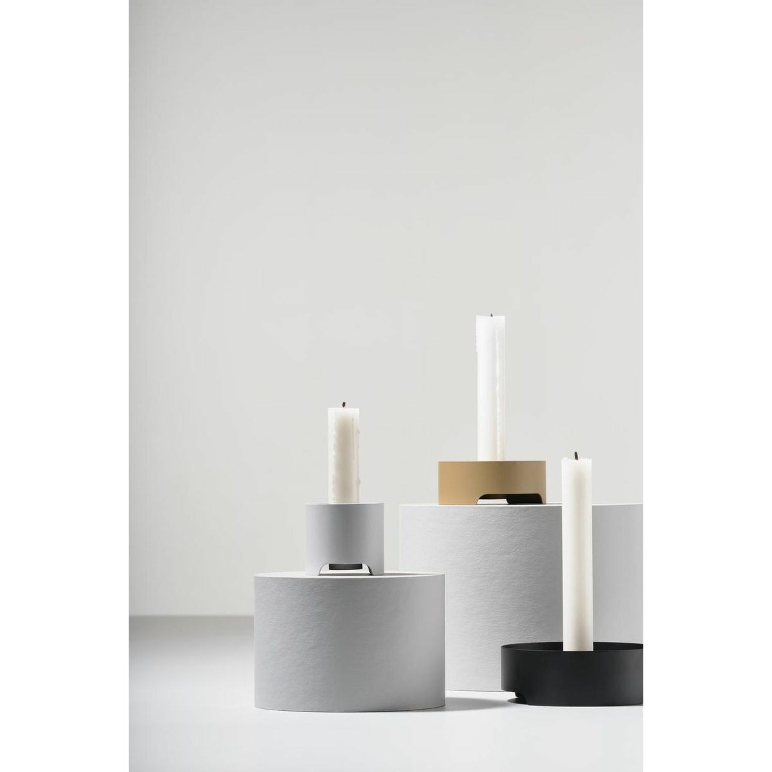 Zóna Dánsko singly držák svíček Ø 6 cm, teplá šedá